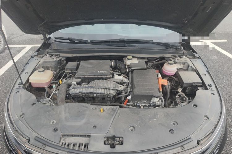 Used BYD Destroyer 05 2023 Champion Edition DM-i 55KM Luxury Model Engine Bay