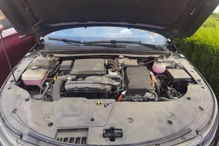 Used BYD Destroyer 05 2023 Champion Edition DM-i 120KM Prestige Model Engine Bay