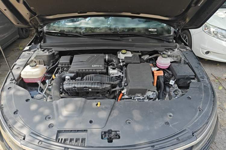 Used BYD Destroyer 05 2023 Champion Edition DM-i 55KM Luxury Model Engine Bay