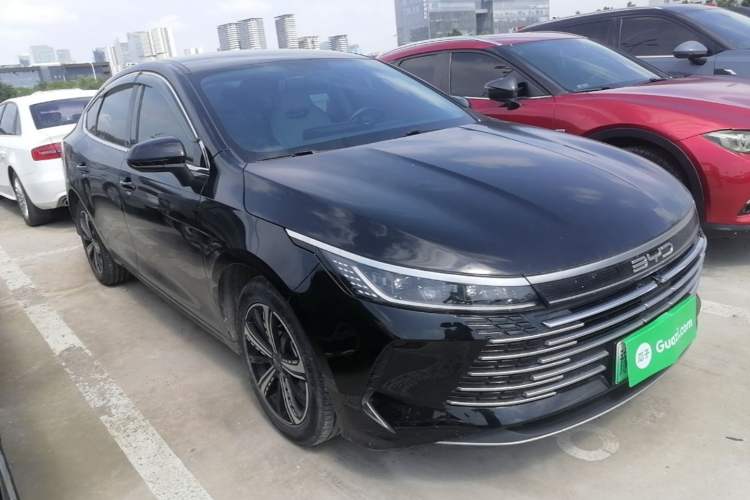 Used BYD Destroyer 05 2023 Champion Edition DM-i 120KM Prestige Model Front Right 45 Deg