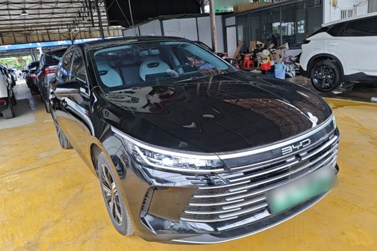 Used BYD Destroyer 05 2023 Champion Edition DM-i 120KM Prestige Model Front Right 45 Deg