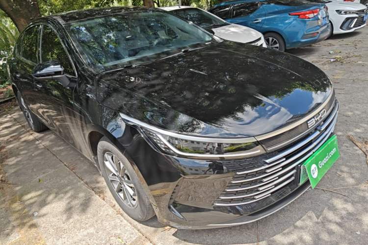 Used BYD Destroyer 05 2023 Champion Edition DM-i 55KM Luxury Model Front Right 45 Deg