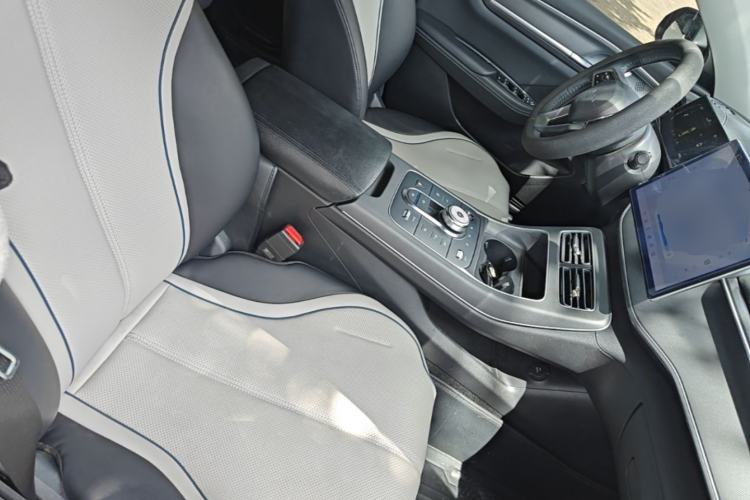 Used BYD Destroyer 05 2023 Champion Edition DM-i 55KM Luxury Model Right Front Seat