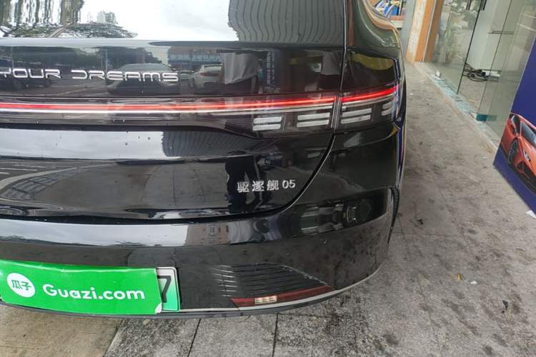 Used BYD Destroyer 05 2023 Champion Edition DM-i 120KM Prestige Model Right Rear Taillight