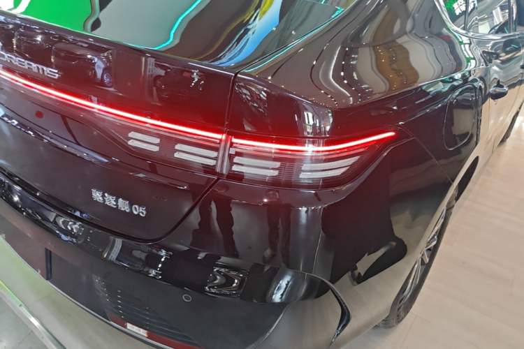 Used BYD Destroyer 05 2023 Champion Edition DM-i 55KM Luxury Model Right Rear Taillight