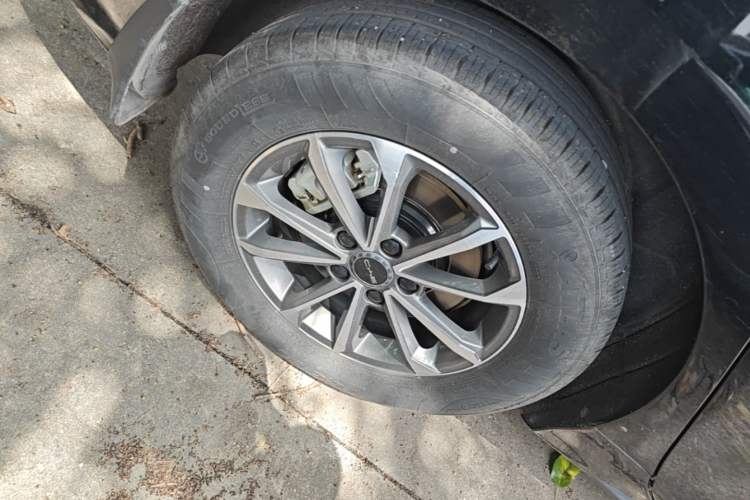 Used BYD Destroyer 05 2023 Champion Edition DM-i 55KM Luxury Model Right Rear Wheel Hub