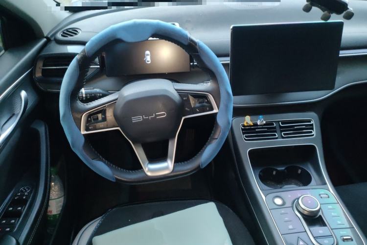 Used BYD Destroyer 05 2023 Champion Edition DM-i 55KM Luxury Model Steering Wheel