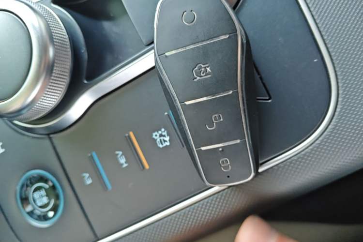 Used BYD Destroyer 05 2023 Champion Edition DM-i 120KM Prestige Model Vehicle Key