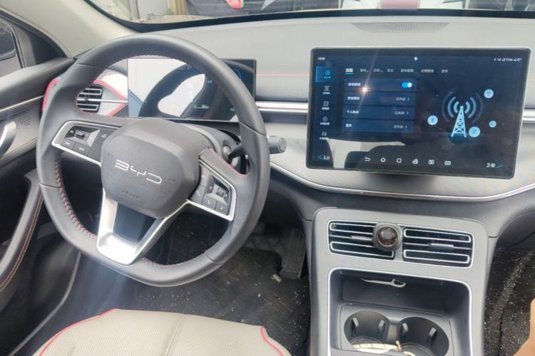 Used BYD Destroyer 05 2023 Champion Edition DM-i 55KM Luxury Model Center Console