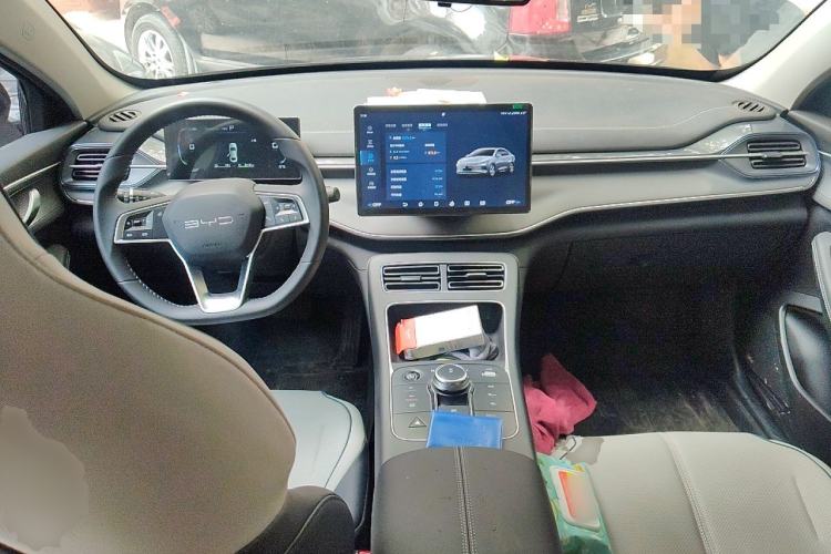 Used BYD Destroyer 05 2023 Champion Edition DM-i 55KM Luxury Model Center Console