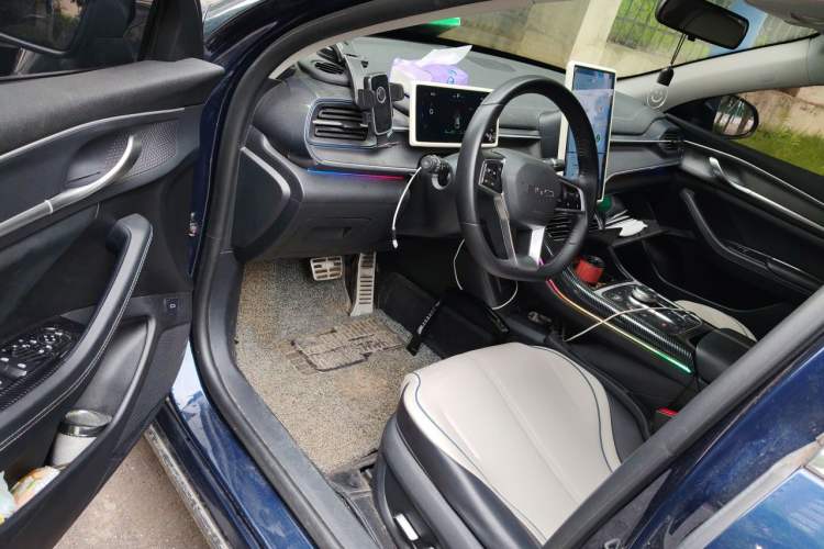 Used BYD Destroyer 05 2023 Champion Edition DM-i 120KM Prestige Model Driver Seat