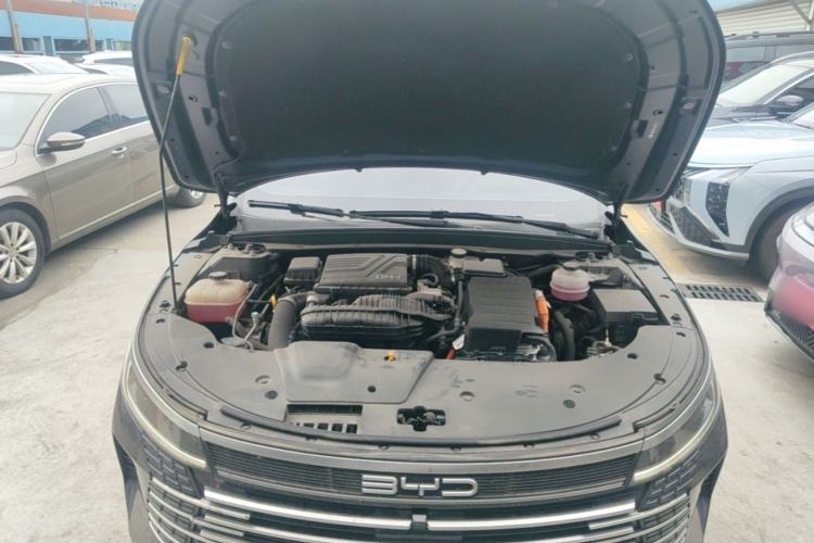 Used BYD Destroyer 05 2023 Champion Edition DM-i 55KM Luxury Model Engine Bay