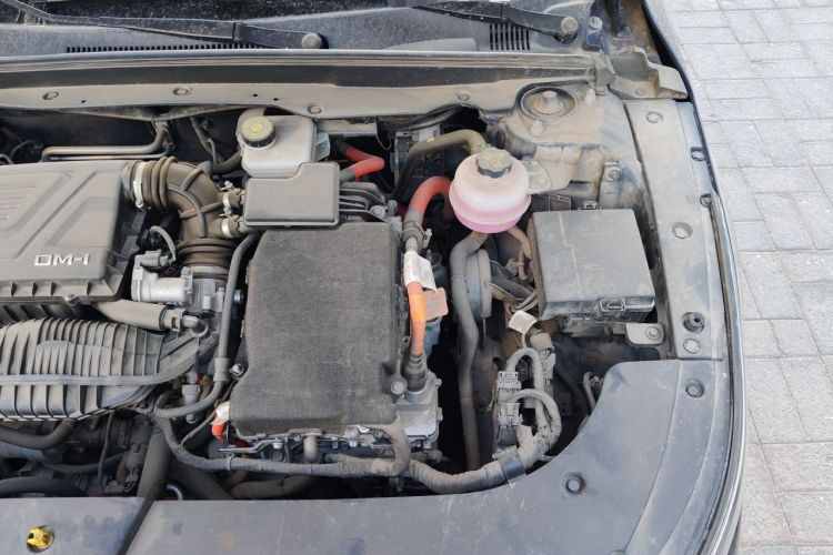 Used BYD Destroyer 05 2023 Champion Edition DM-i 55KM Luxury Model Engine Bay Left