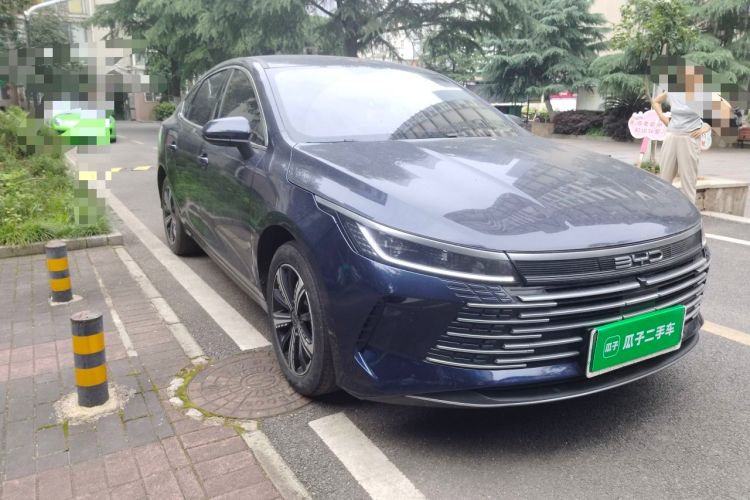 Used BYD Destroyer 05 2023 Champion Edition DM-i 120KM Luxury Model Front Right 45 Deg