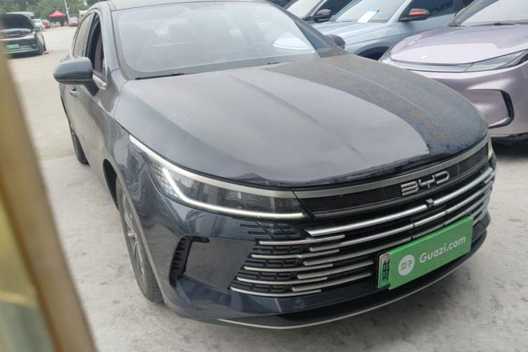 Used BYD Destroyer 05 2023 Champion Edition DM-i 55KM Luxury Model Front Right 45 Deg