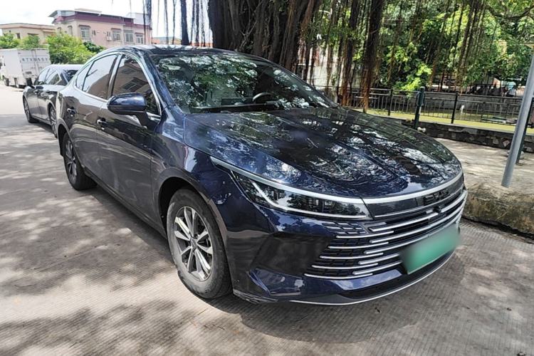 Used BYD Destroyer 05 2023 Champion Edition DM-i 55KM Luxury Model Front Right 45 Deg