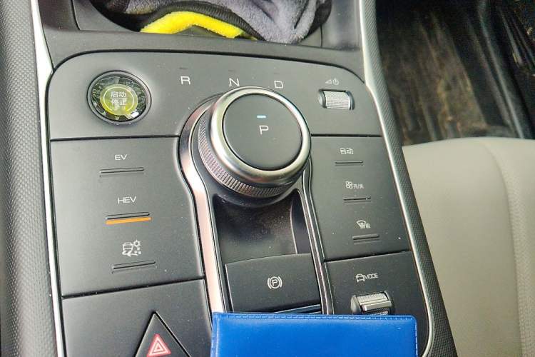 Used BYD Destroyer 05 2023 Champion Edition DM-i 55KM Luxury Model Gear Lever