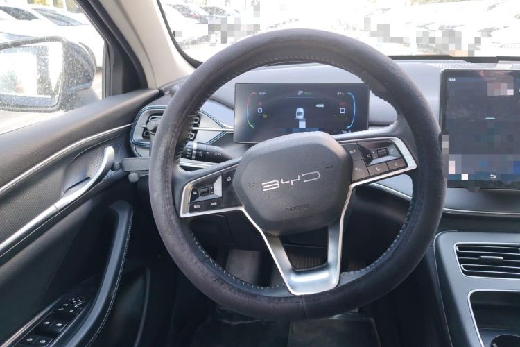 Used BYD Destroyer 05 2023 Champion Edition DM-i 55KM Luxury Model Steering Wheel