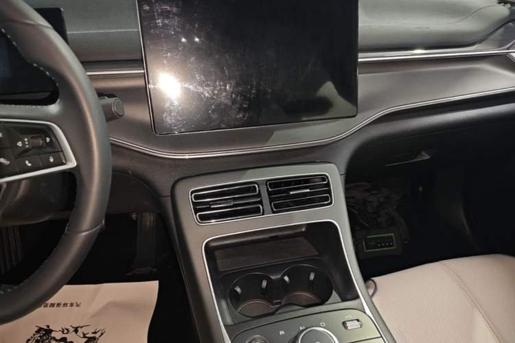 Used BYD Destroyer 05 2023 Champion Edition DM-i 55KM Luxury Model Audio And AC Panel