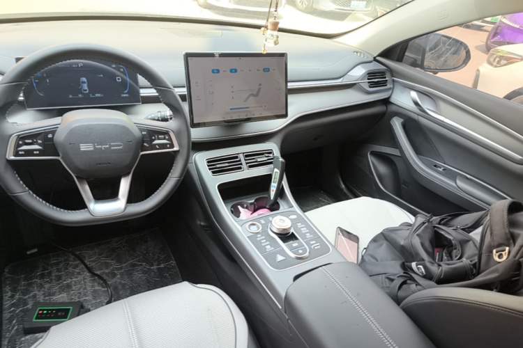 Used BYD Destroyer 05 2023 Champion Edition DM-i 55KM Luxury Model Audio And AC Panel