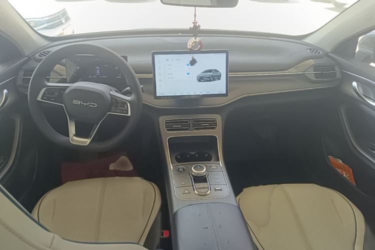 Used BYD Destroyer 05 2023 Champion Edition DM-i 55KM Prestige Model Center Console