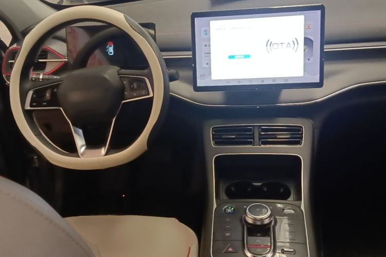 Used BYD Destroyer 05 2023 Champion Edition DM-i 55KM Luxury Model Center Console