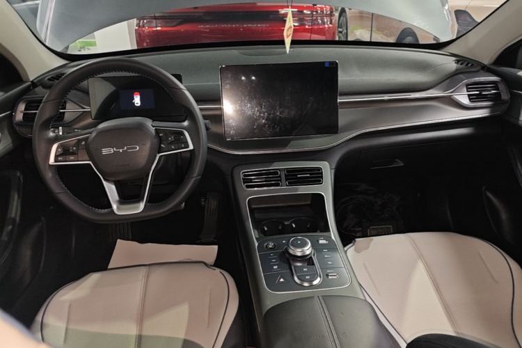 Used BYD Destroyer 05 2023 Champion Edition DM-i 55KM Luxury Model Center Console