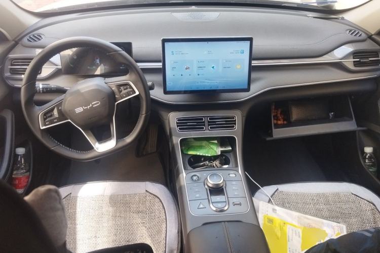 Used BYD Destroyer 05 2023 Champion Edition DM-i 55KM Luxury Model Center Console