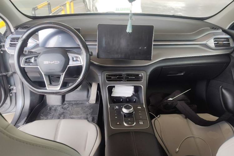 Used BYD Destroyer 05 2023 Champion Edition DM-i 120KM Prestige Model Center Console