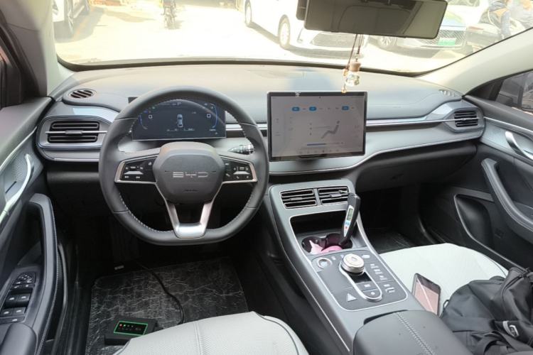 Used BYD Destroyer 05 2023 Champion Edition DM-i 55KM Luxury Model Center Console