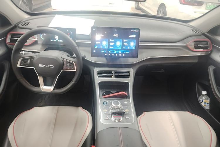 Used BYD Destroyer 05 2023 Champion Edition DM-i 55KM Luxury Model Center Console