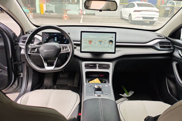 Used BYD Destroyer 05 2023 Champion Edition DM-i 55KM Luxury Model Center Console