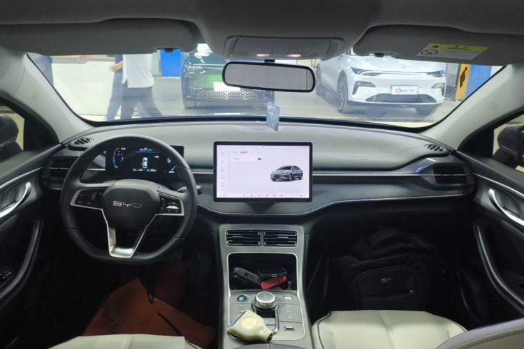 Used BYD Destroyer 05 2023 Champion Edition DM-i 55KM Luxury Model Center Console