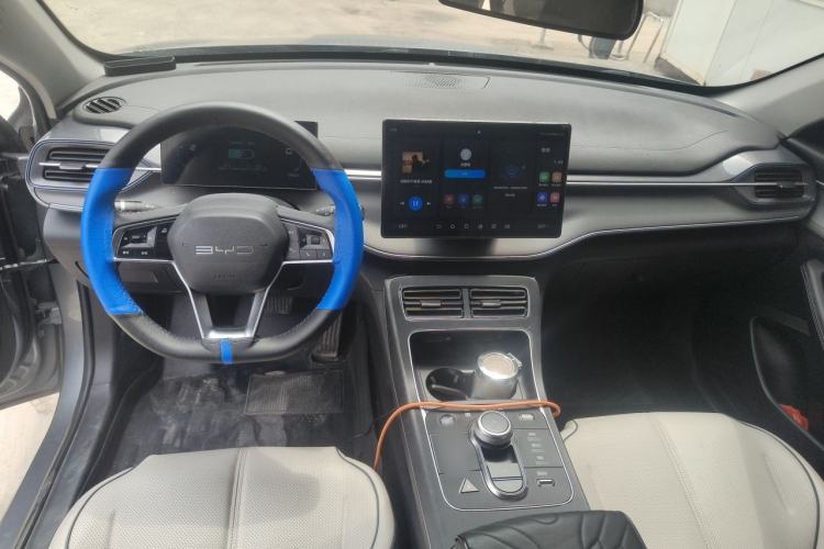 Used BYD Destroyer 05 2023 Champion Edition DM-i 55KM Luxury Model Center Console