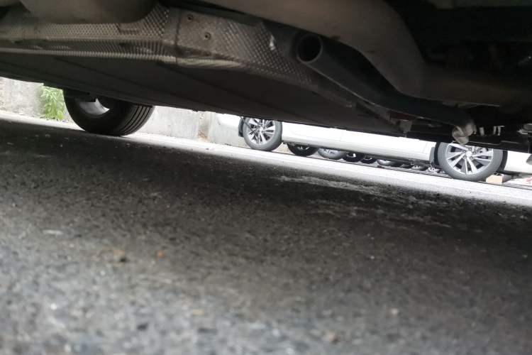 Used BYD Destroyer 05 2023 Champion Edition DM-i 120KM Prestige Model Chassis Front Right