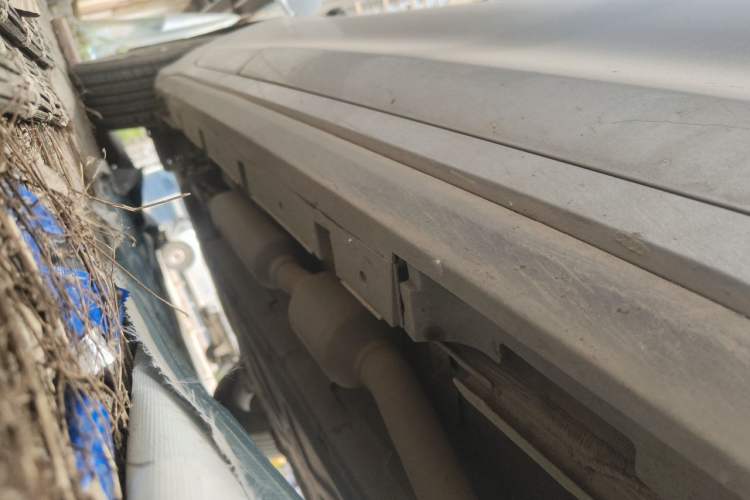 Used BYD Destroyer 05 2023 Champion Edition DM-i 55KM Luxury Model Chassis Front Right