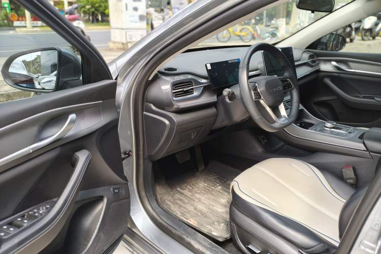 Used BYD Destroyer 05 2023 Champion Edition DM-i 120KM Prestige Model Driver Seat