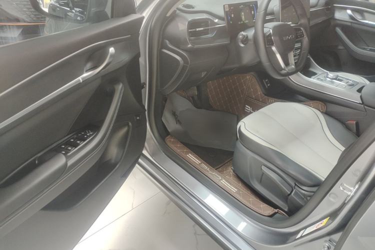 Used BYD Destroyer 05 2023 Champion Edition DM-i 120KM Luxury Model Driver Seat