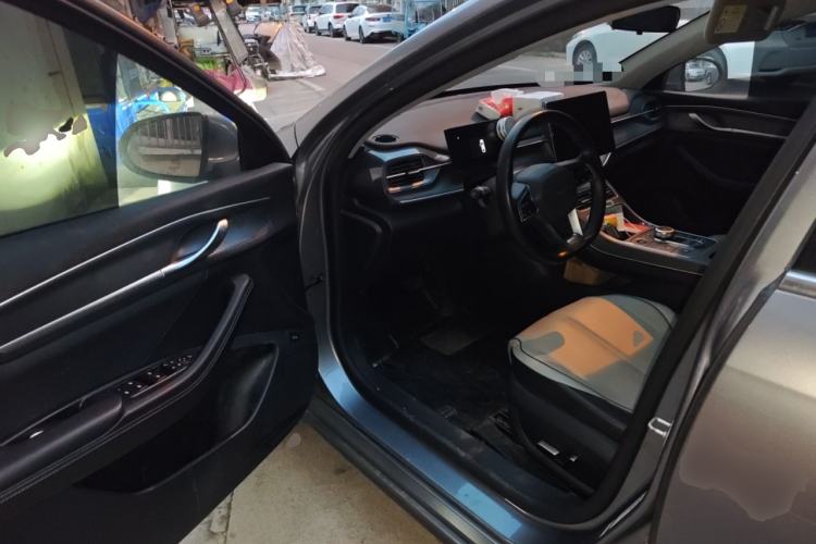 Used BYD Destroyer 05 2023 Champion Edition DM-i 120KM Prestige Model Driver Seat