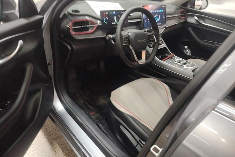Used BYD Destroyer 05 2023 Champion Edition DM-i 55KM Luxury Model Driver Seat