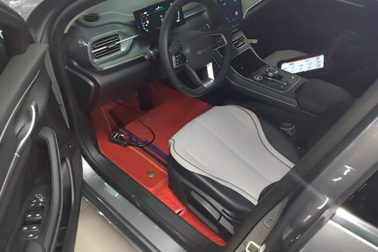 Used BYD Destroyer 05 2023 Champion Edition DM-i 120KM Luxury Model Driver Seat