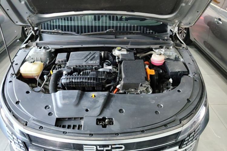 Used BYD Destroyer 05 2023 Champion Edition DM-i 55KM Luxury Model Engine Bay