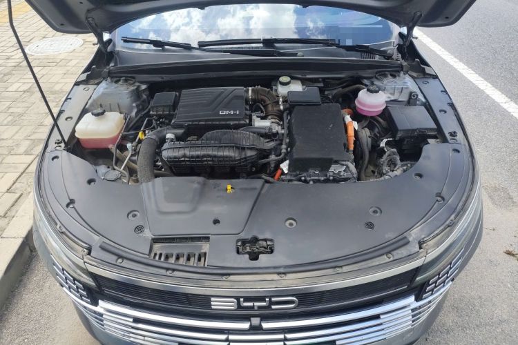 Used BYD Destroyer 05 2023 Champion Edition DM-i 55KM Luxury Model Engine Bay