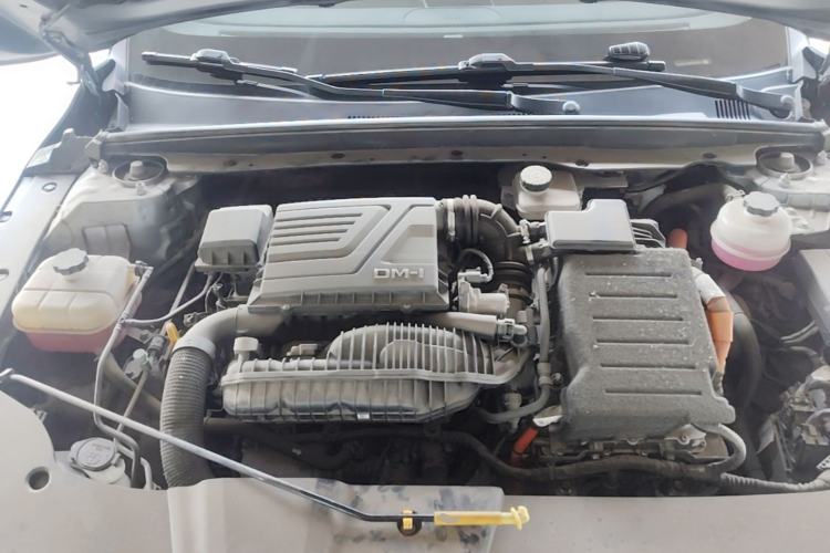 Used BYD Destroyer 05 2023 Champion Edition DM-i 120KM Prestige Model Engine Bay