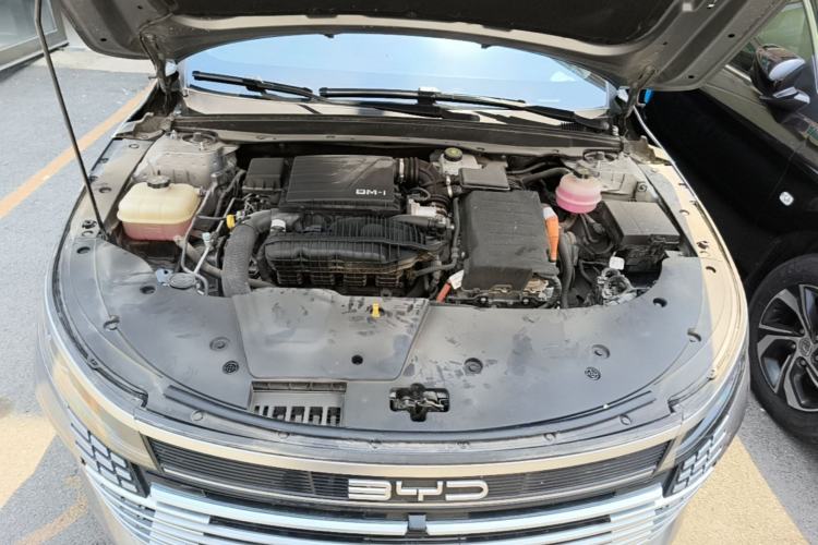 Used BYD Destroyer 05 2023 Champion Edition DM-i 55KM Luxury Model Engine Bay