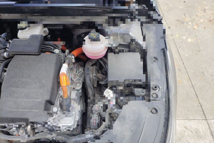 Used BYD Destroyer 05 2023 Champion Edition DM-i 120KM Prestige Model Engine Bay Left