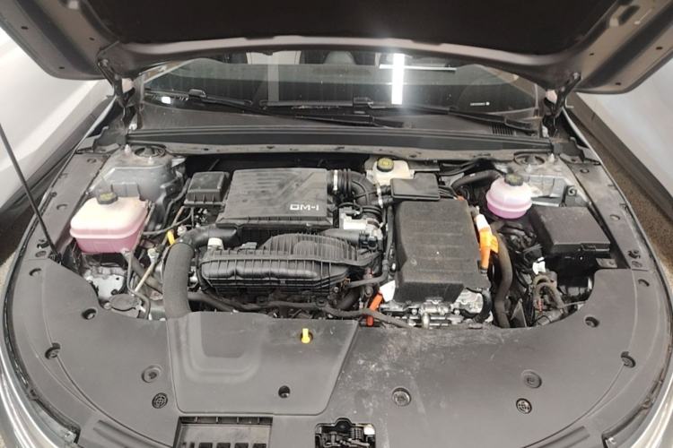 Used BYD Destroyer 05 2023 Champion Edition DM-i 55KM Luxury Model Engine Bay