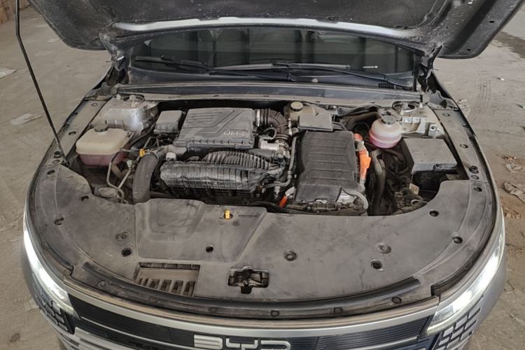 Used BYD Destroyer 05 2023 Champion Edition DM-i 55KM Luxury Model Engine Bay