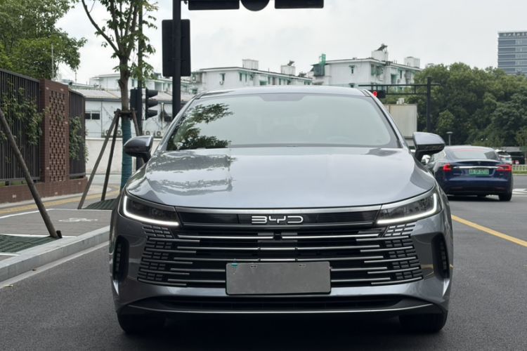 Used BYD Destroyer 05 2023 Champion Edition DM-i 55KM Luxury Model Exterior 4