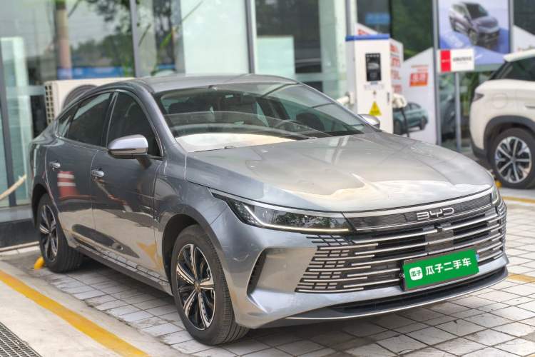 Used BYD Destroyer 05 2023 Champion Edition DM-i 120KM Prestige Model Front Right 45 Deg